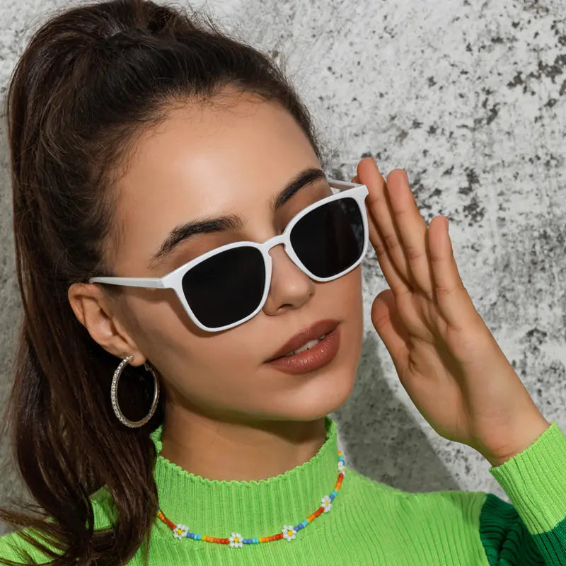 Retro Minimalist Sunglasses for Men and Women